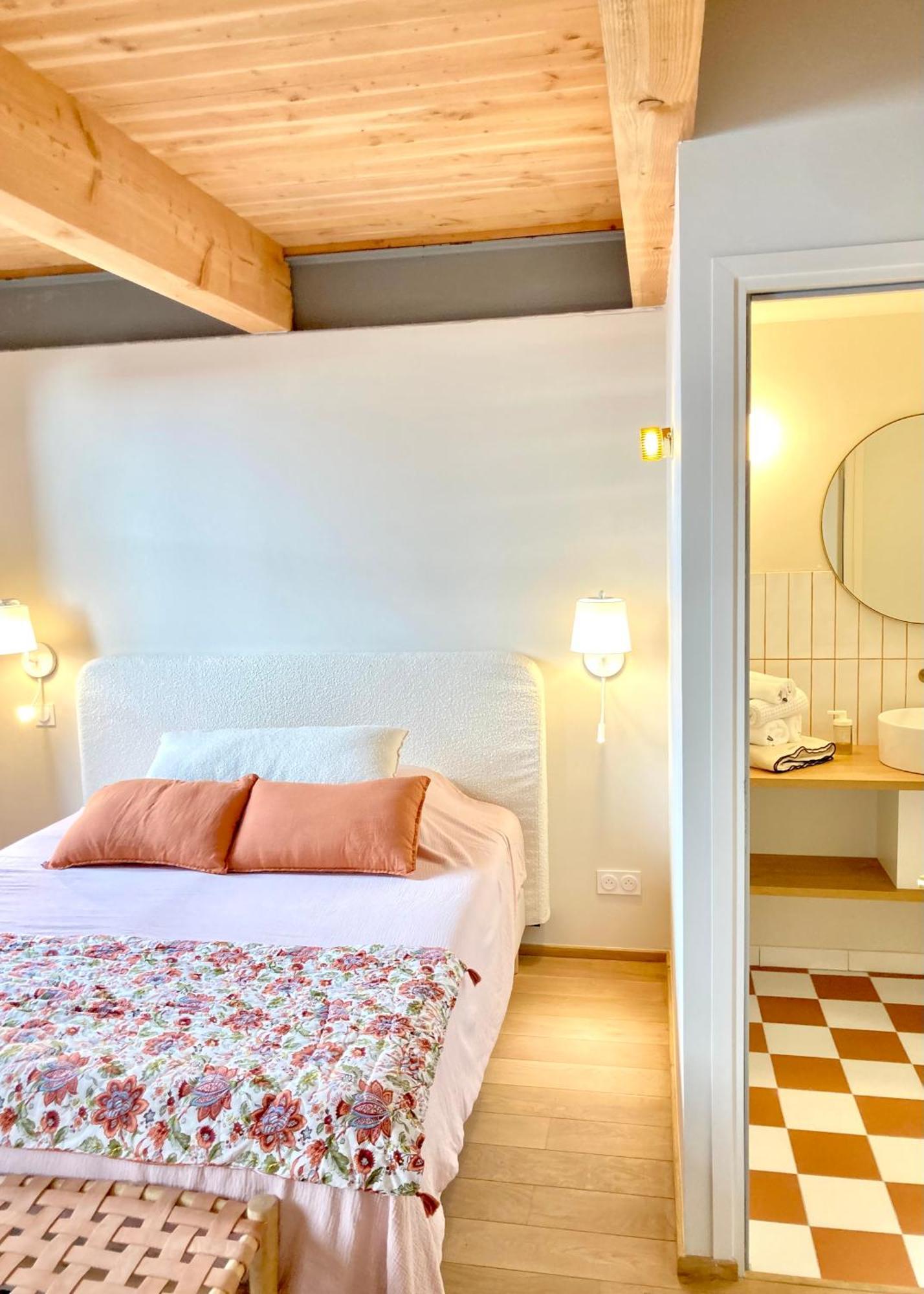 Le Petit Avignon - Chambres & Appartement A Deux Pas Du Pont D'Avignon Et Du Palais Des Papes エクステリア 写真