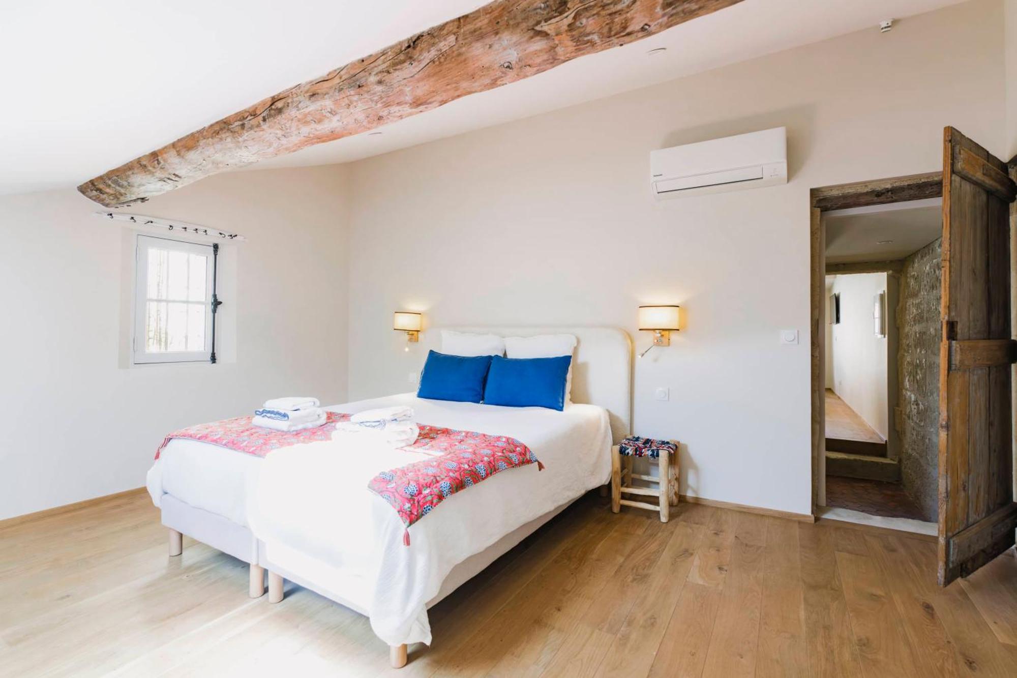 Le Petit Avignon - Chambres & Appartement A Deux Pas Du Pont D'Avignon Et Du Palais Des Papes エクステリア 写真