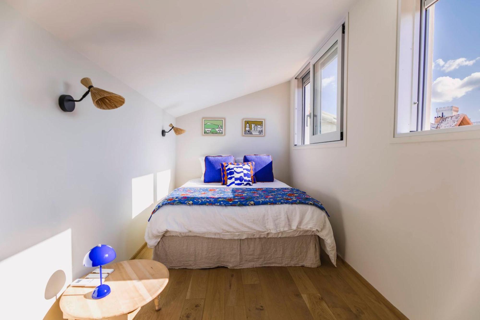 Le Petit Avignon - Chambres & Appartement A Deux Pas Du Pont D'Avignon Et Du Palais Des Papes エクステリア 写真